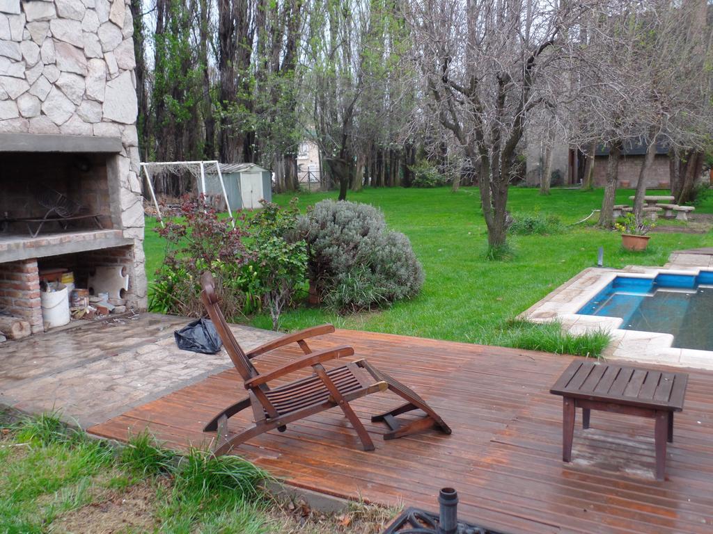 Las Acacias Plottier Exterior photo